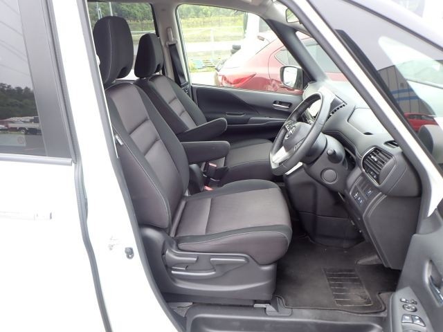 NISSAN SERENA 2019/7