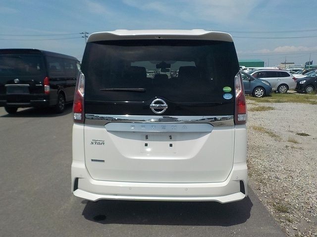 NISSAN SERENA 2019/3