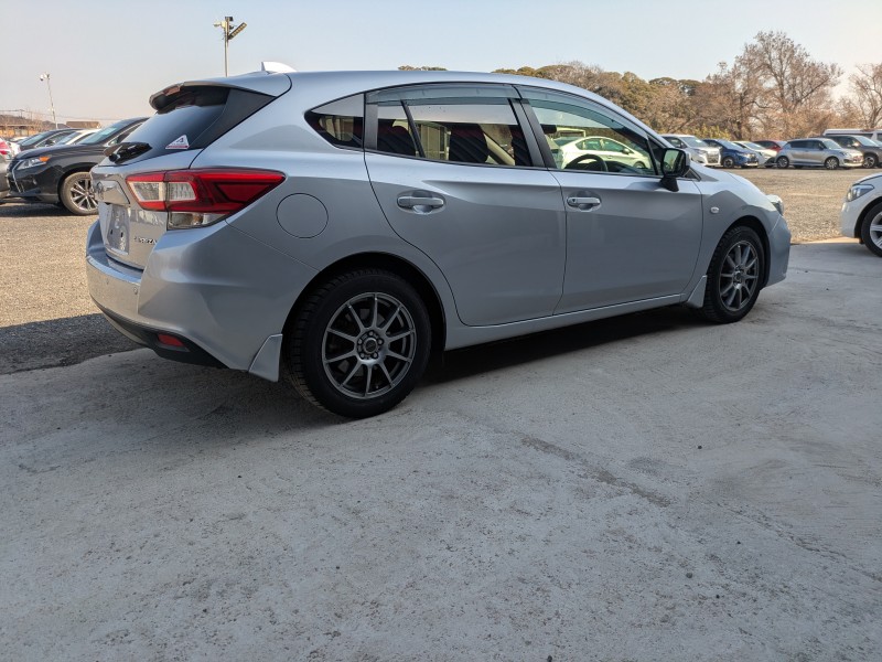 SUBARU IMPREZA 2019/10