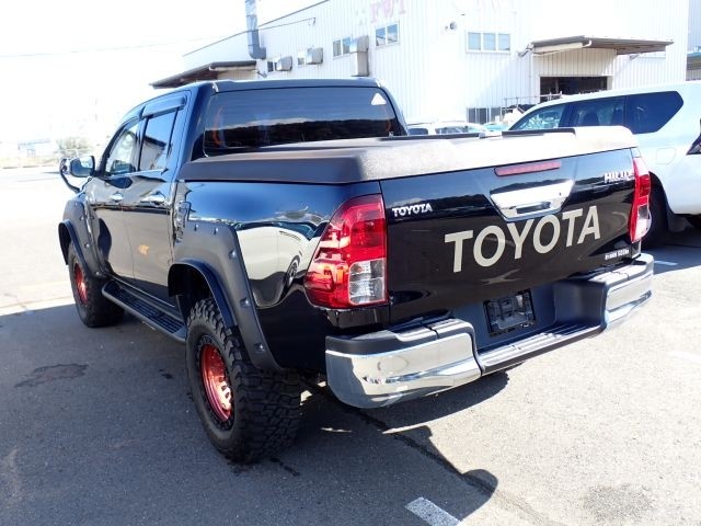TOYOTA HILUX 2019/1