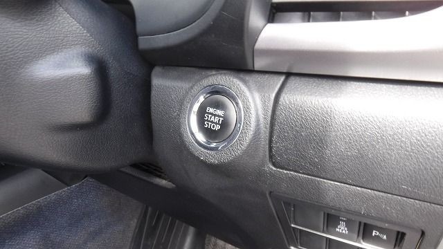 TOYOTA HILUX 2020/12