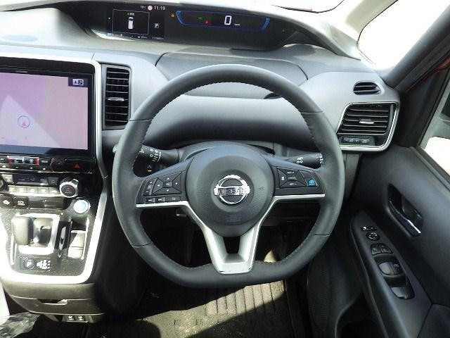 NISSAN SERENA 2019/1