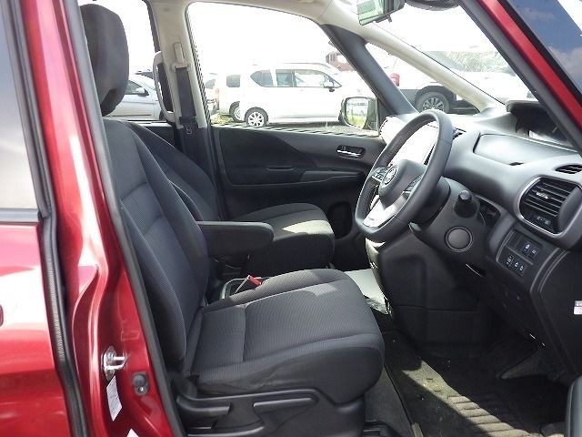 NISSAN SERENA 2019/1