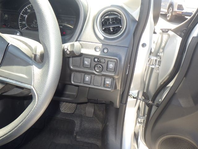 NISSAN NOTE 2019/6