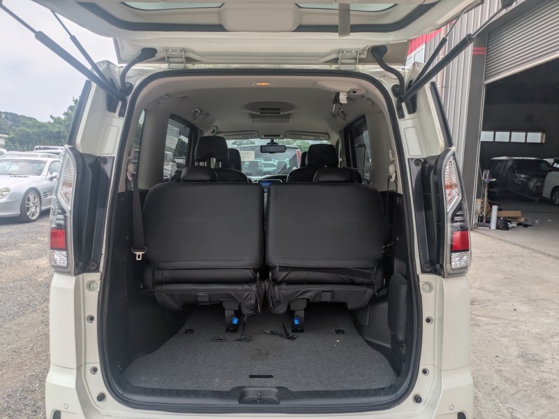 NISSAN SERENA 2019/2