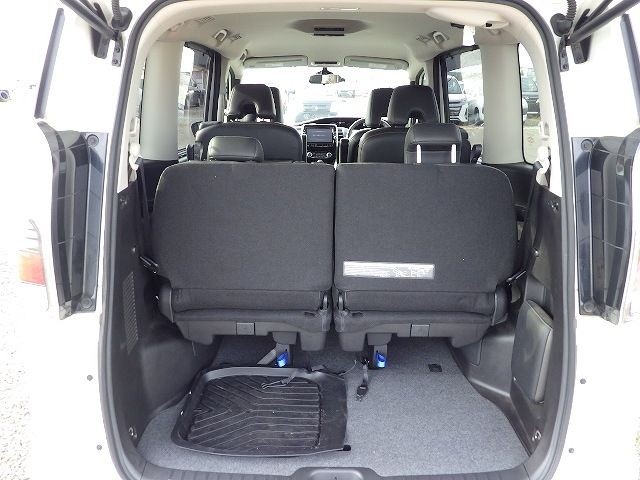 NISSAN SERENA 2019/6