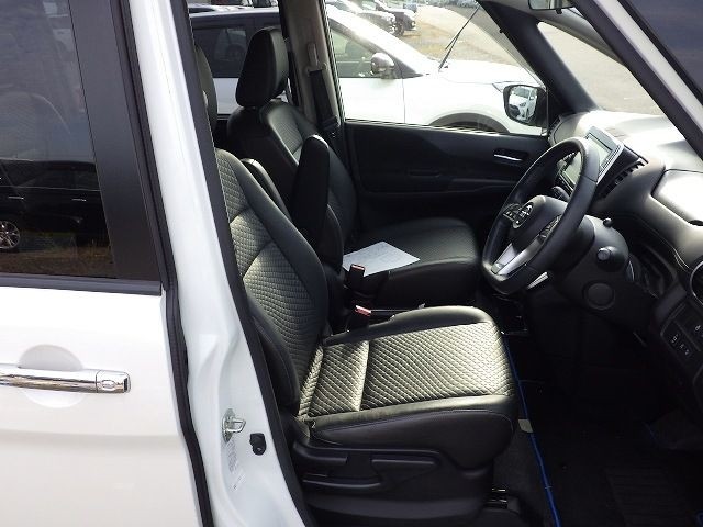 NISSAN SERENA 2019/6