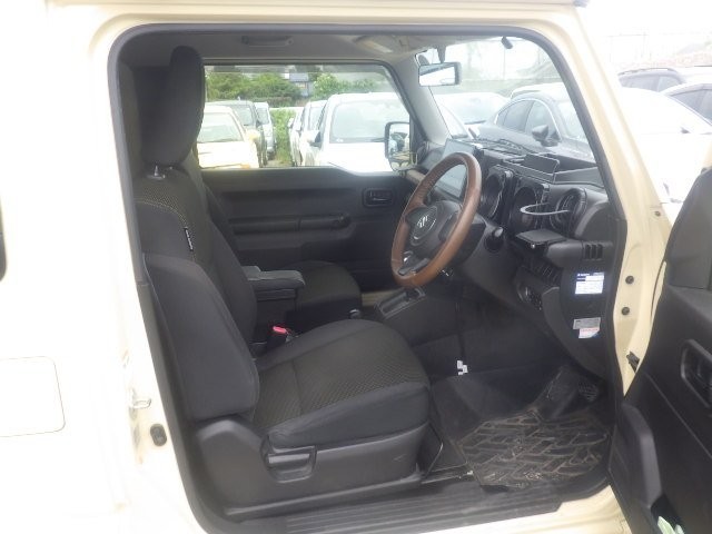 SUZUKI JIMNY 2019/5