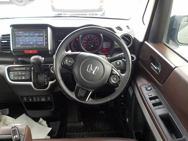 HONDA N BOX 2019/6