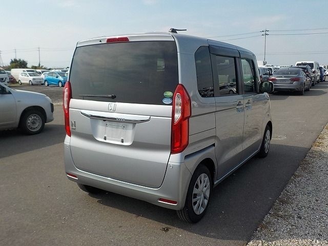 HONDA N BOX 2019/6