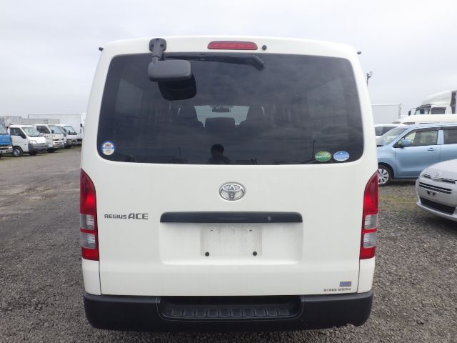 TOYOTA REGIUSACE 2015/2