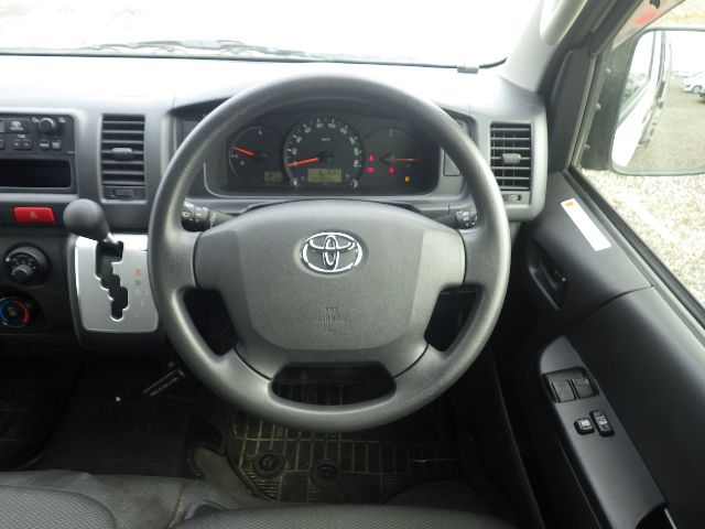 TOYOTA REGIUSACE 2015/2