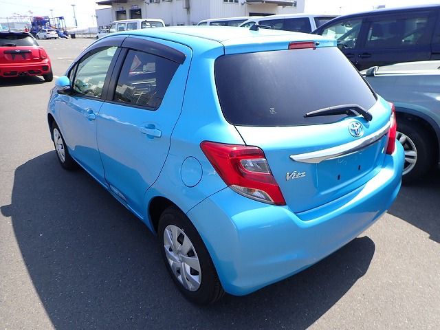 TOYOTA VITZ 2016/9