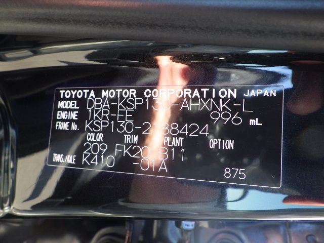 TOYOTA VITZ 2016/11