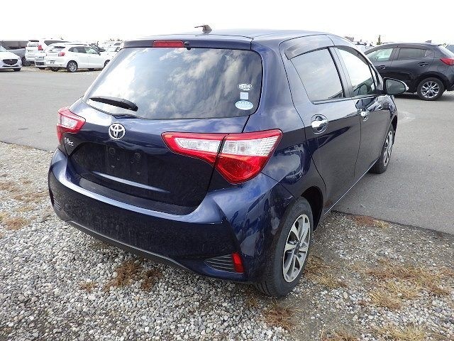TOYOTA VITZ 2019/2