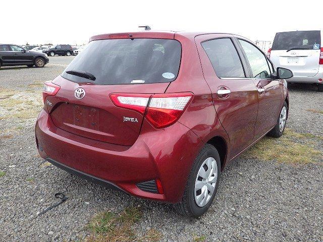 TOYOTA VITZ 2019/9