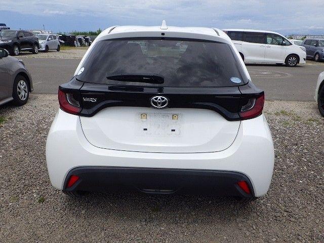 TOYOTA YARIS 2020/6