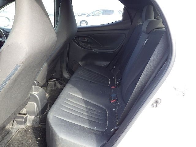 TOYOTA YARIS 2020/12