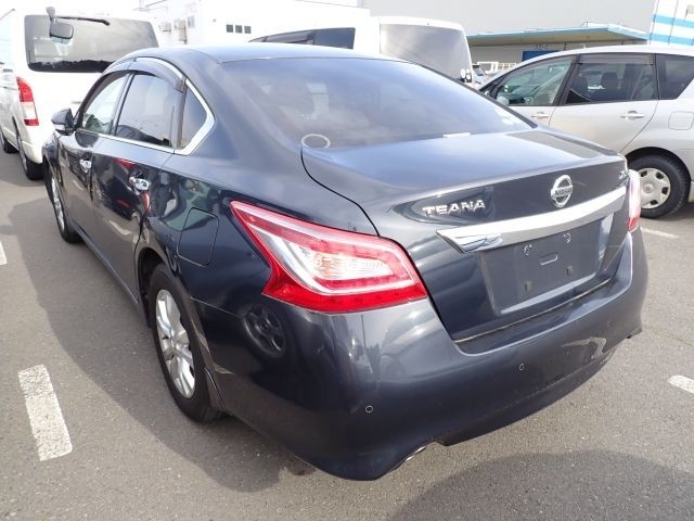NISSAN TEANA 2019/4