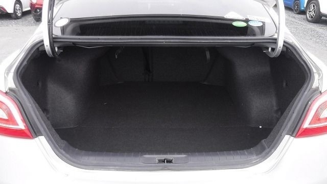 NISSAN TEANA 2019/5