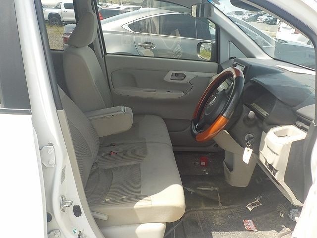 DAIHATSU MOVE 2019/5