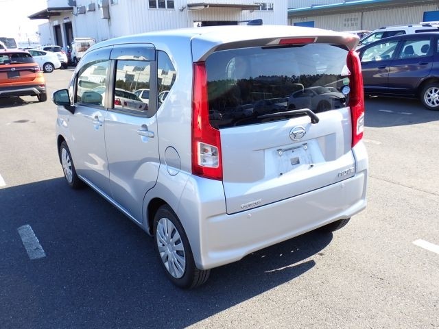 DAIHATSU MOVE 2020/10