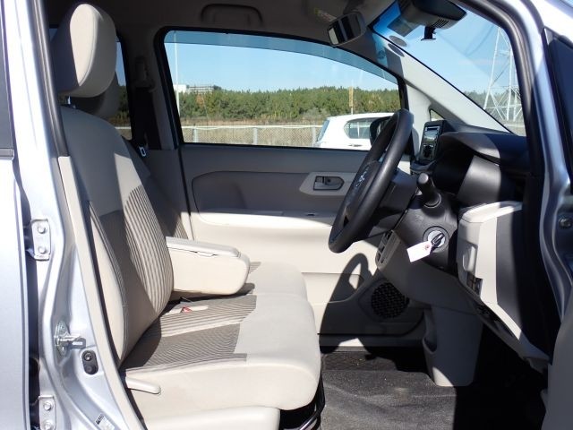 DAIHATSU MOVE 2020/10