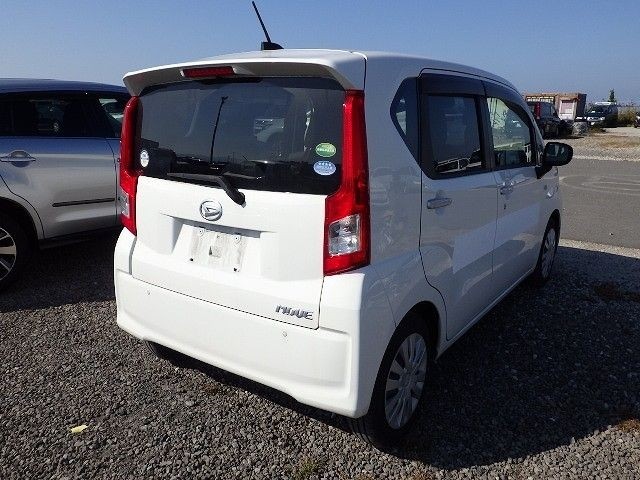 DAIHATSU MOVE 2020/10