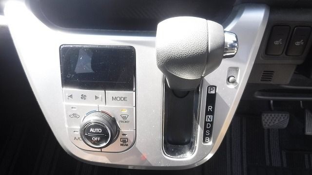 DAIHATSU CAST 2019/4