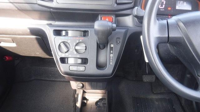 TOYOTA PIXIS EPOCH 2018/9