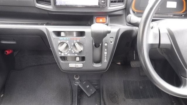 TOYOTA PIXIS EPOCH 2019/3