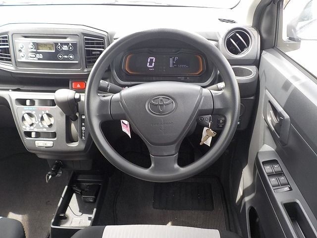 TOYOTA PIXIS EPOCH 2019/5