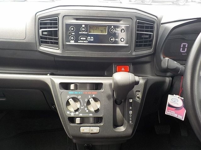 TOYOTA PIXIS EPOCH 2019/5