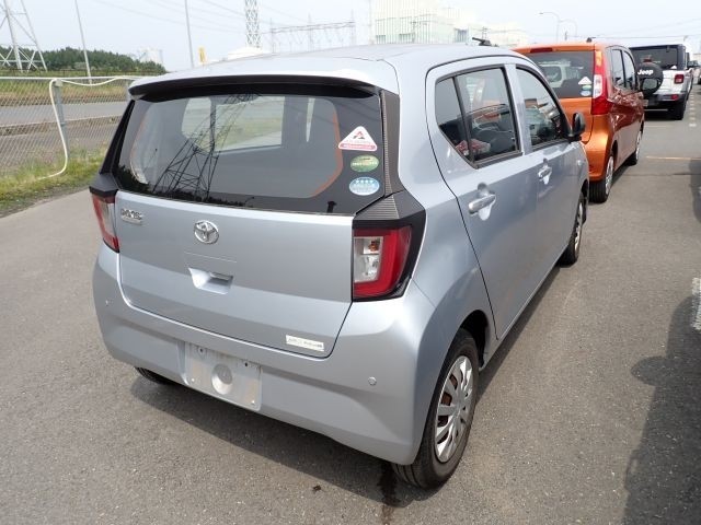 TOYOTA PIXIS EPOCH 2019/6