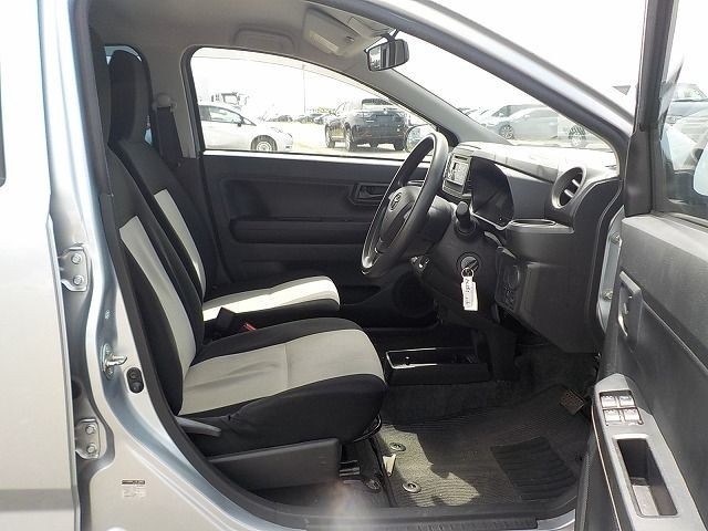 TOYOTA PIXIS EPOCH 2019/7