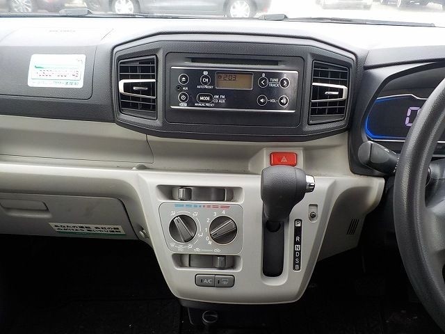 DAIHATSU MIRA E:S 2019/3