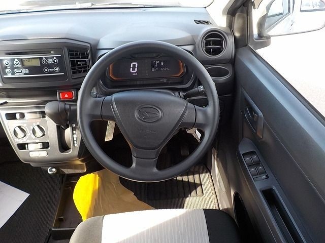 DAIHATSU MIRA E:S 2019/5