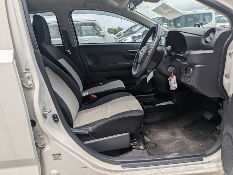 DAIHATSU MIRA E:S 2019/5