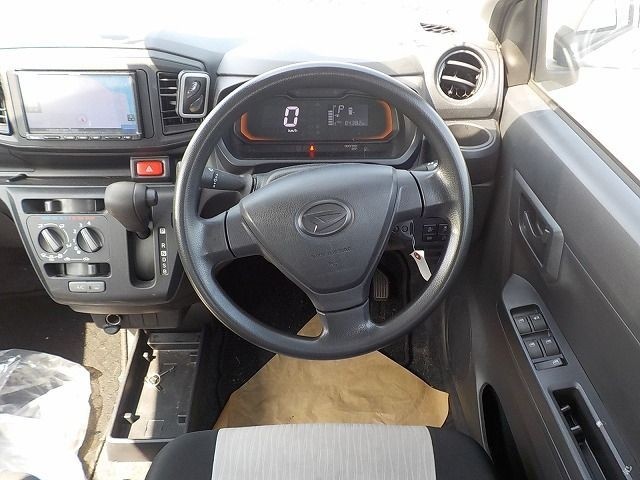 DAIHATSU MIRA E:S 2019/5