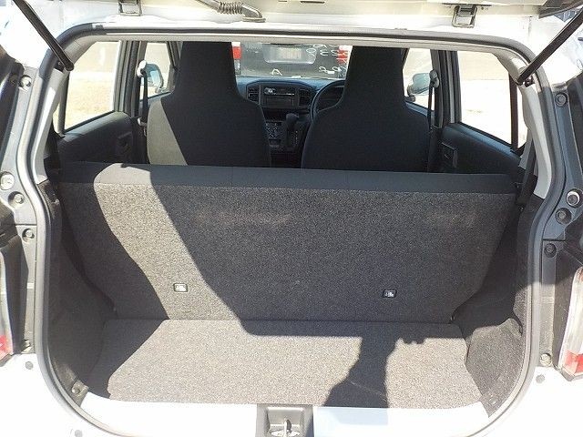 DAIHATSU MIRA E:S 2019/6