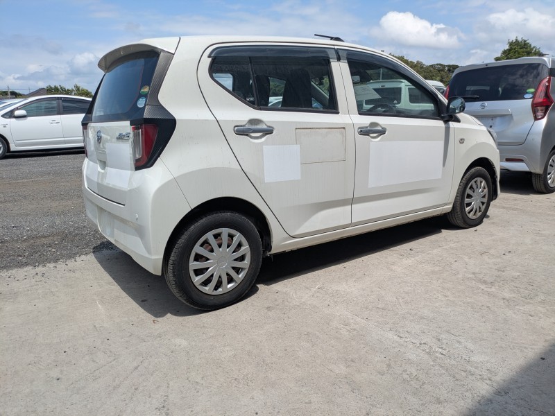 DAIHATSU MIRA E:S 2019/6