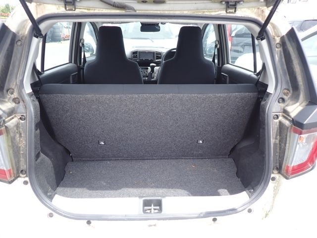 DAIHATSU MIRA E:S 2019/6