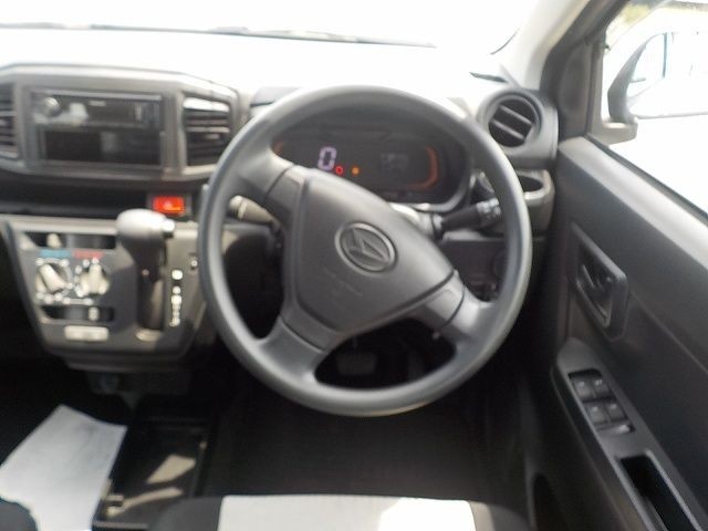 DAIHATSU MIRA E:S 2019/6