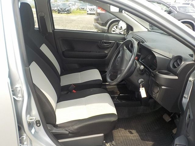 DAIHATSU MIRA E:S 2019/6
