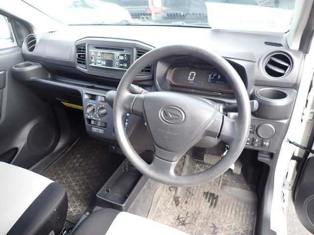 DAIHATSU MIRA E:S 2019/8