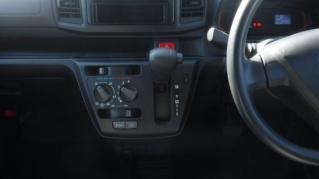 DAIHATSU MIRA E:S 2020/10