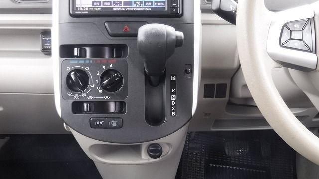 DAIHATSU TANTO 2019/4