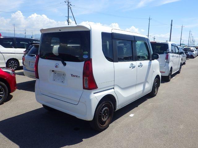 DAIHATSU TANTO 2020/5