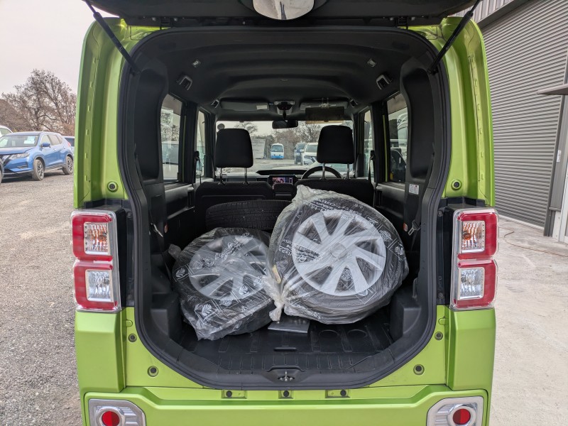 TOYOTA PIXIS MEGA 2019/1