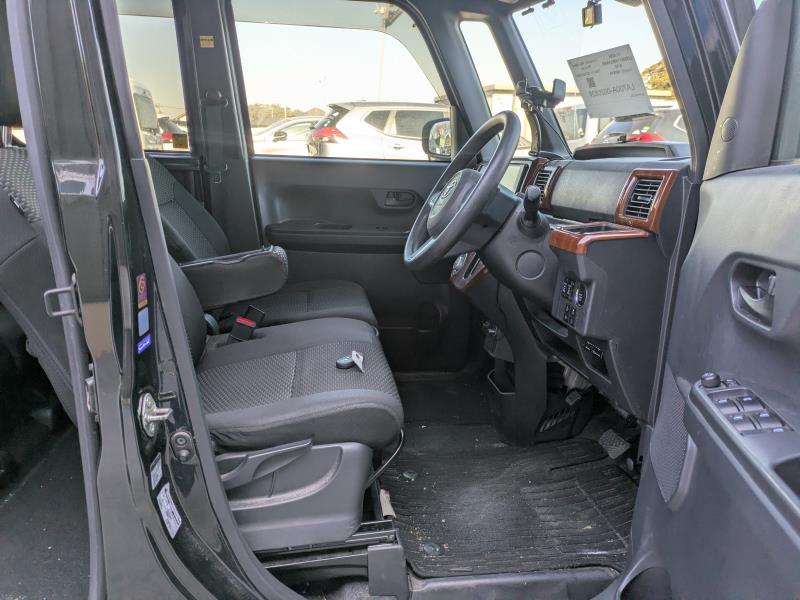 TOYOTA PIXIS MEGA 2019/3